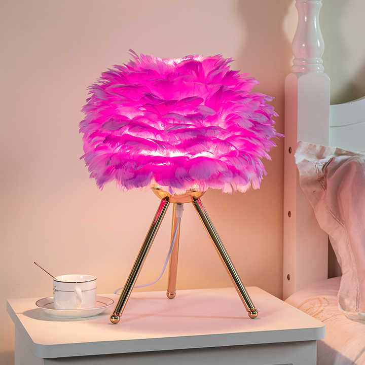 BowLift | Blossom Table Lamp – Elegant Feather Design with Dimmable Light