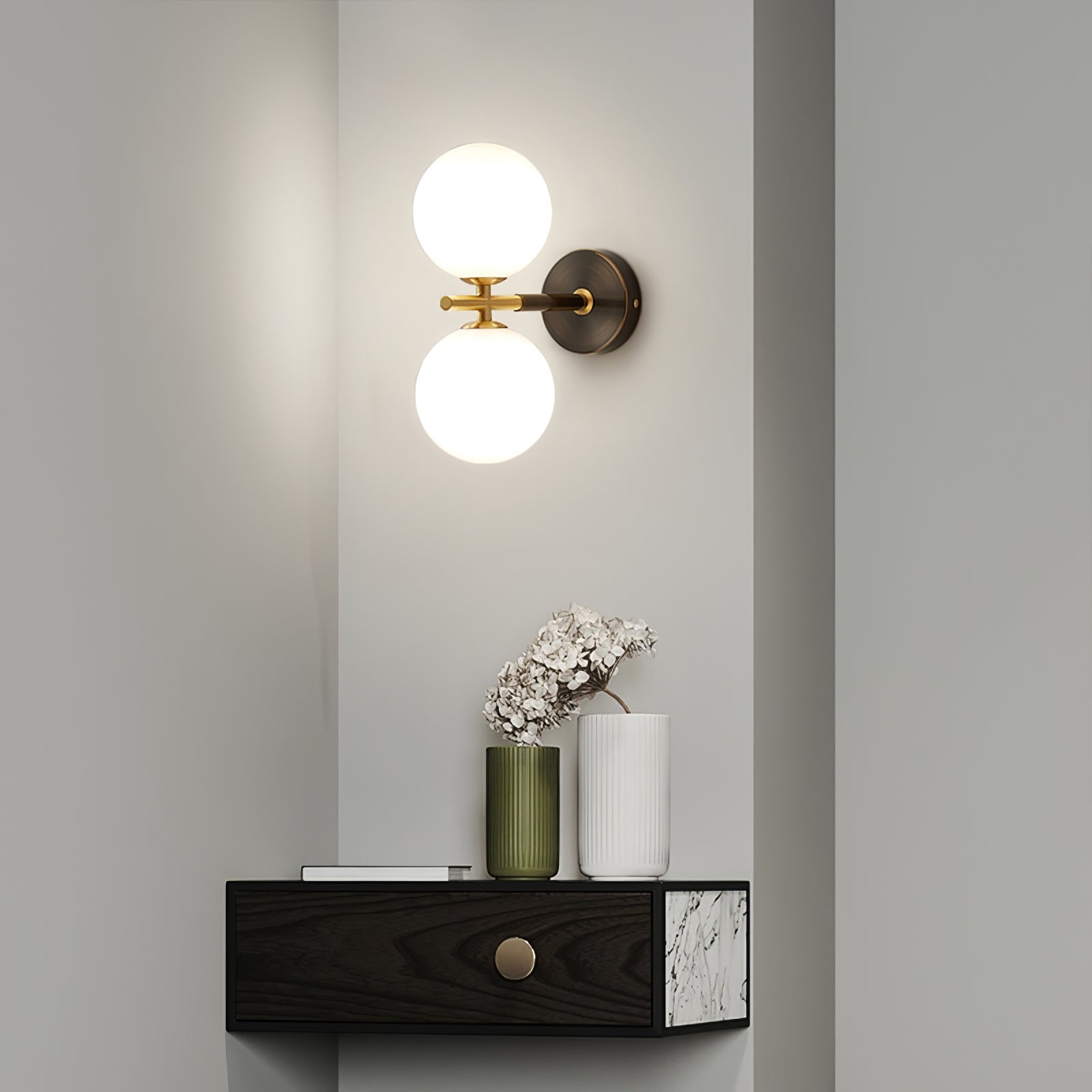 BowLift | GlobalGlow – Gold Wall Lamp with Global Inspiration