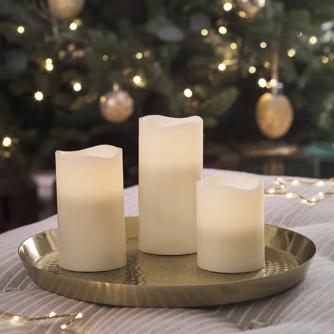 BowLift | Set with 3 tall flameless wax LED candles
