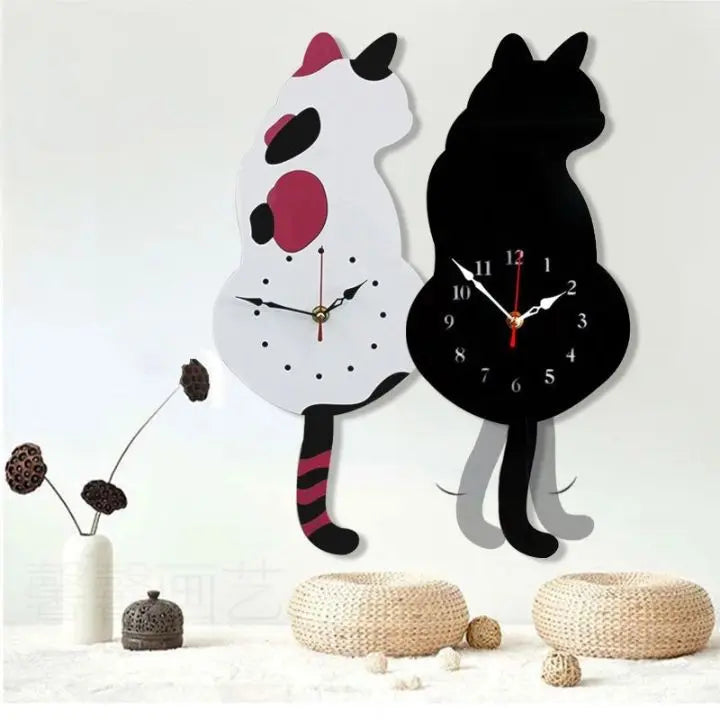 BowLift | Charming Cat Wall Clock with Swinging Tail
