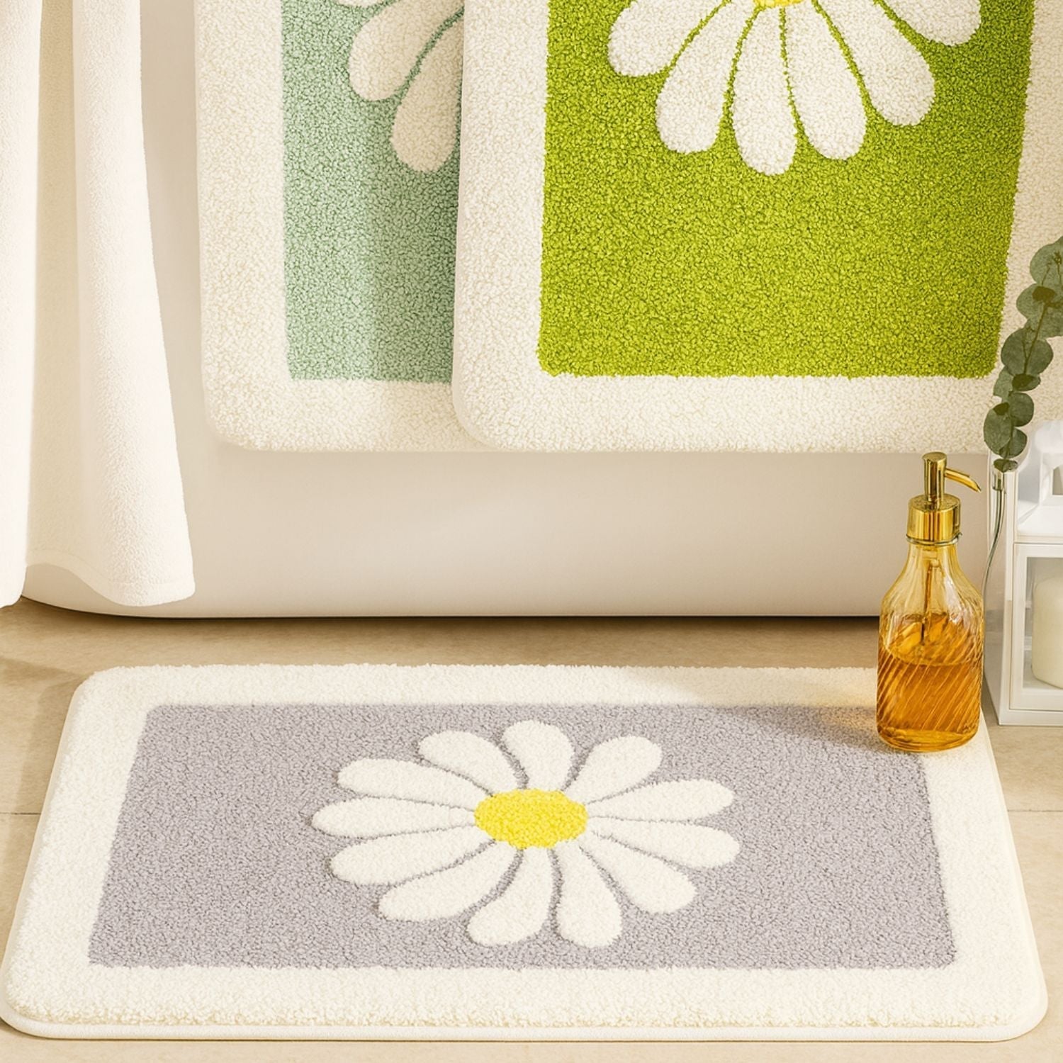 BowLift | Charming Daisy Bloom Bath Mat