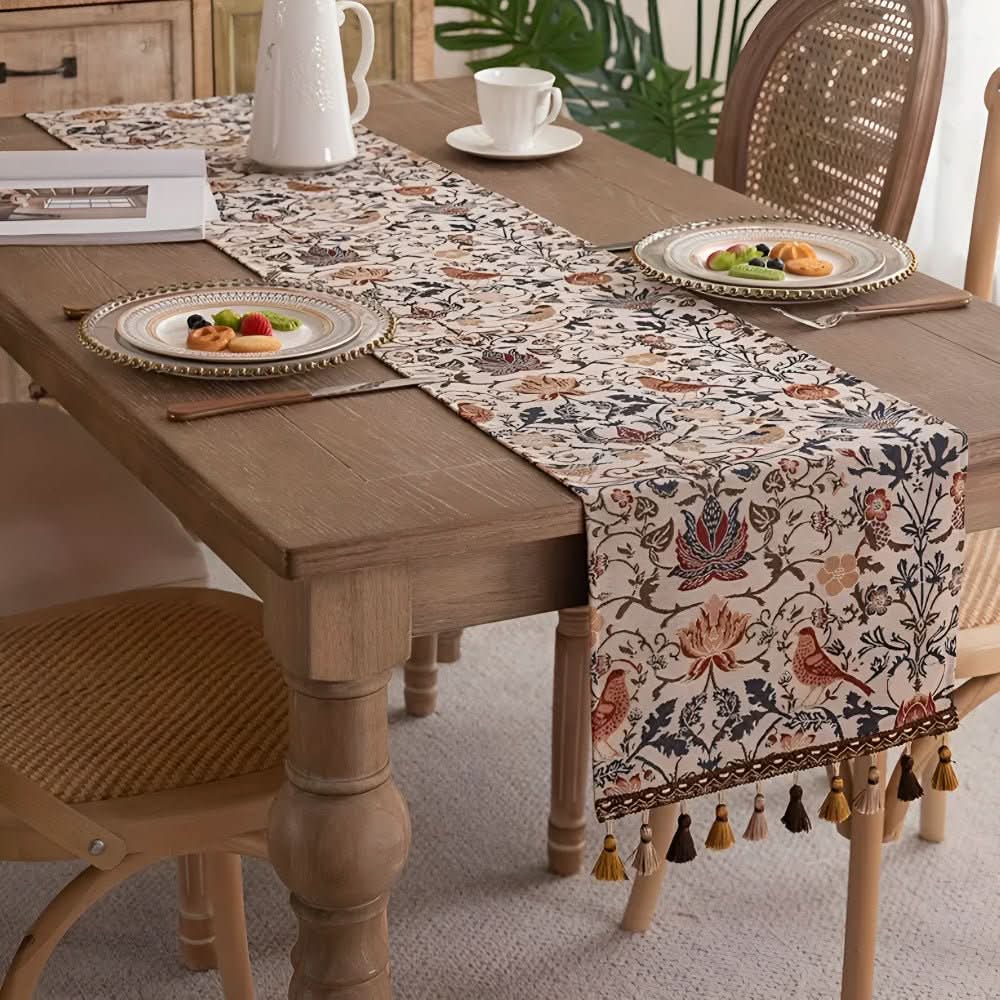 BowLift | Elegant table runner with flower and bird design