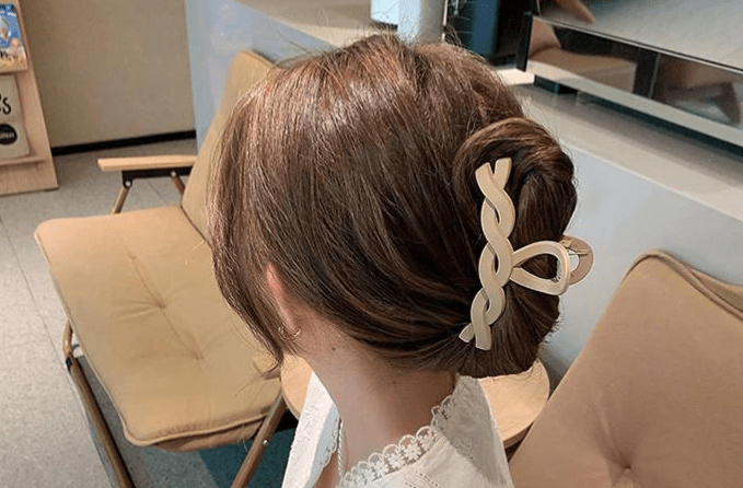 BowLift | CLIPGLAM – Body hair accessories set for elegant hairstyles