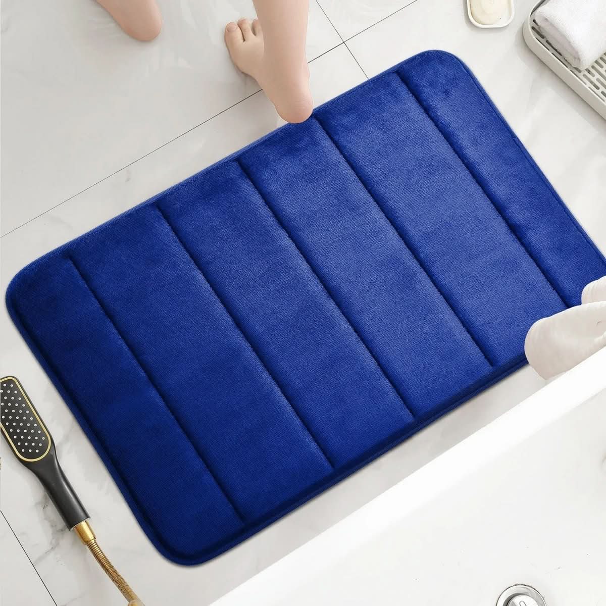 BowLift | Bathroom Mat made of Microfiber for Comfort & Safety