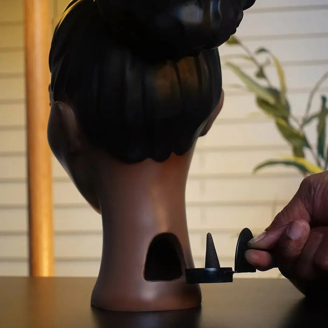 BowLift | Elegant Incense Holder in the Form of a Black Woman's Head