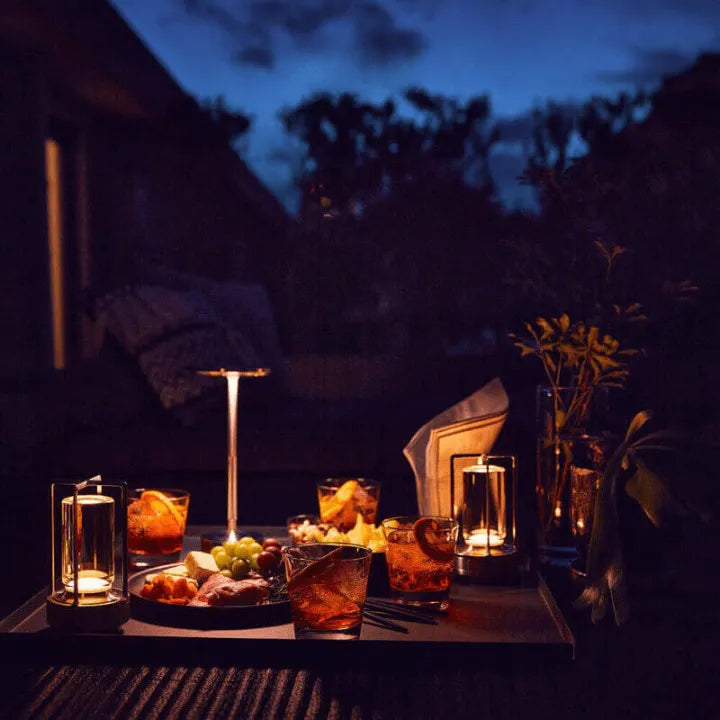 BowLift | Designer LED Lamp Creating Atmospheric Light