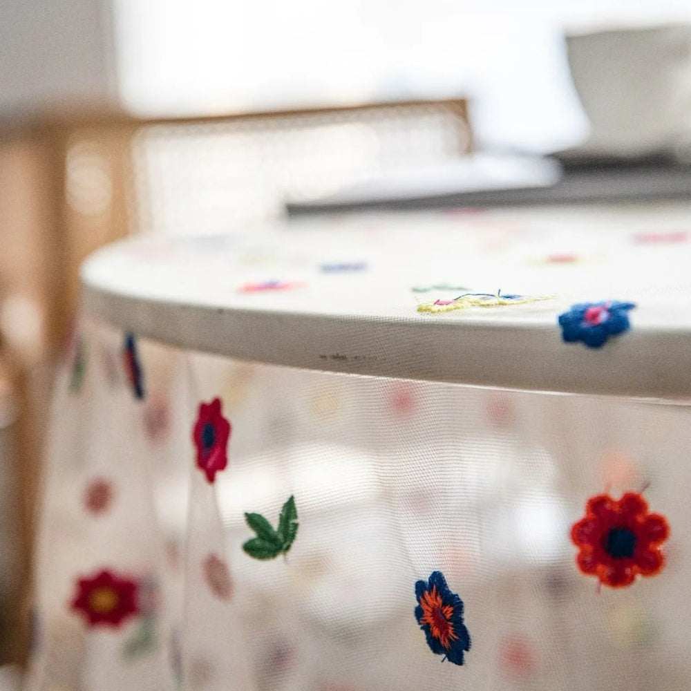BowLift | Floral Embroidered Lace Tablecloth Cover