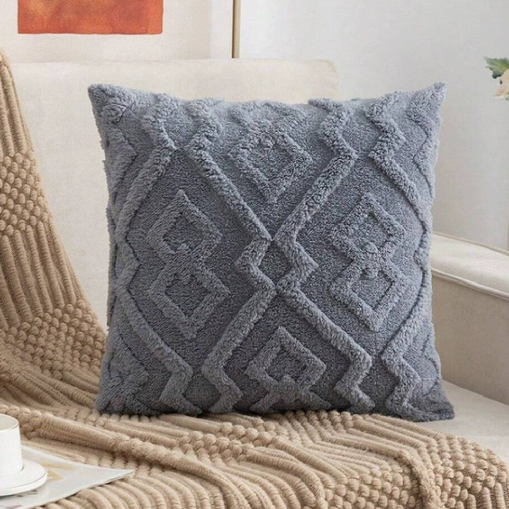 BowLift | Fuzzy Diamond Pattern Cushion Cover