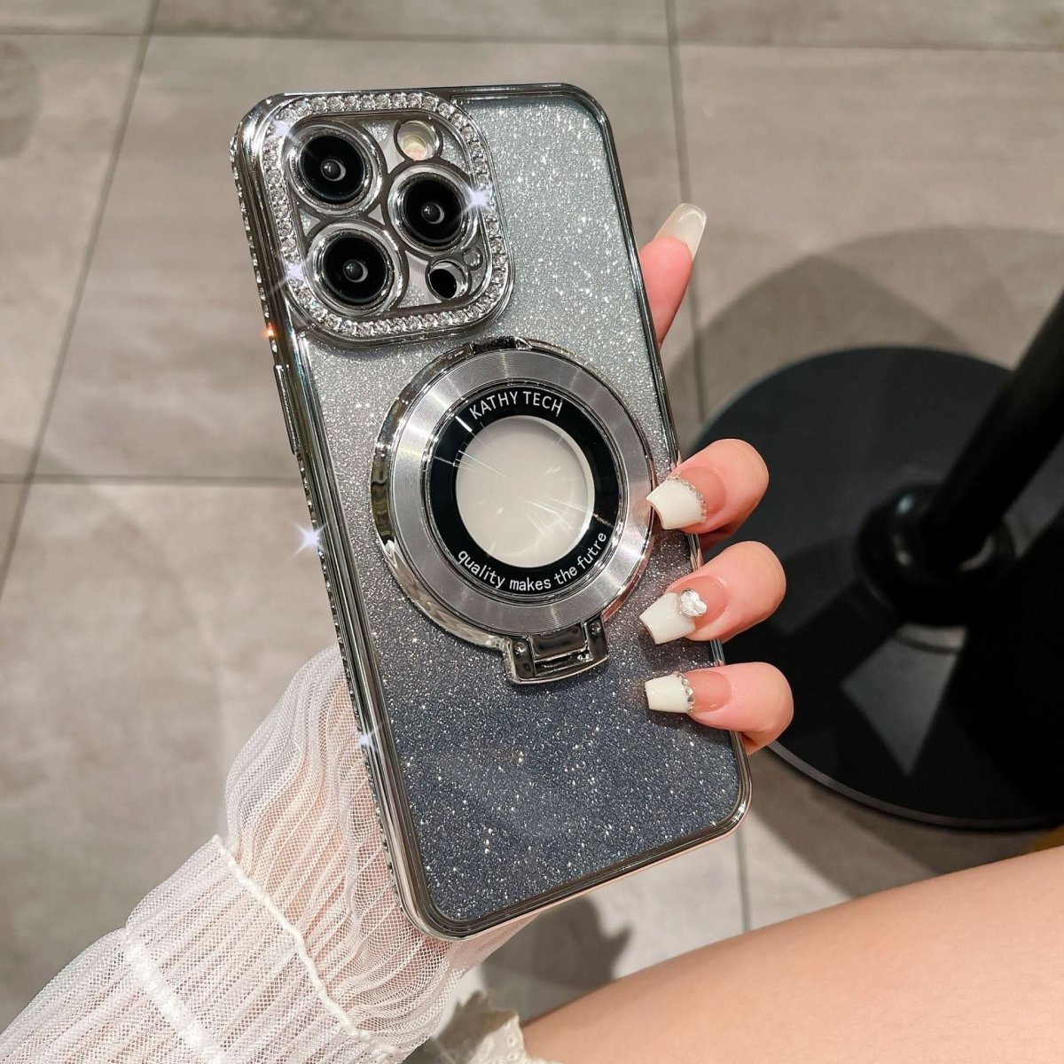 BowLift | Glittering MagSafe Phone Holder with Magnetic Attachment