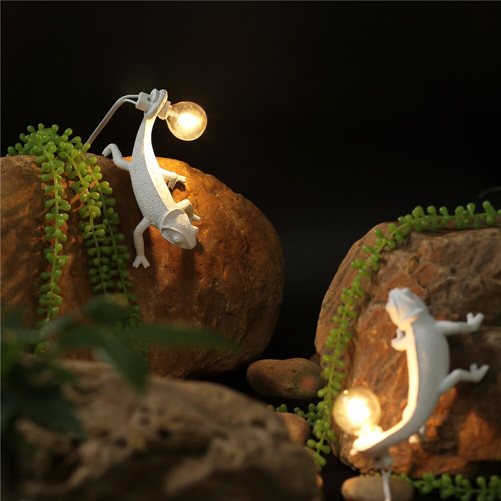 BowLift | GlowLizard - Resin Lizard Table Lamp