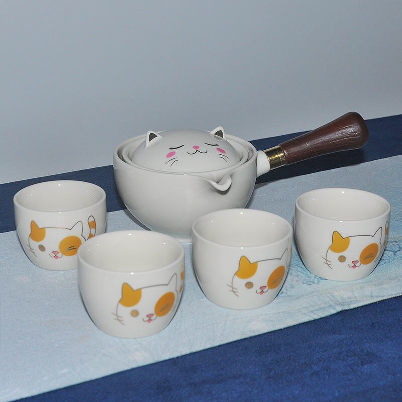 BowLift | Self-Rotating Cute Cat Kung Fu Tea Set