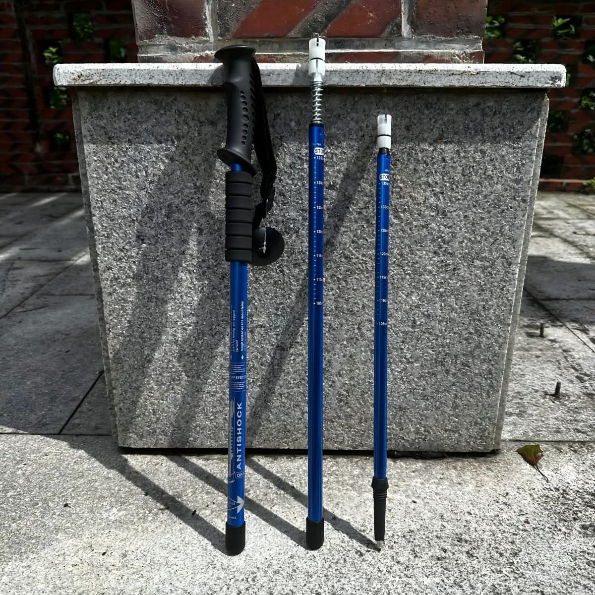 BowLift | Adjustable Aluminum Trekking Poles for Safe Hiking