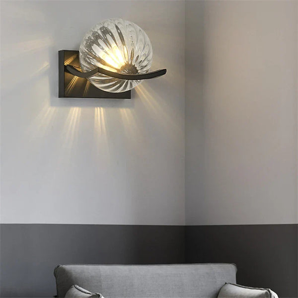 BowLift | Elegant wall lamp with LED technology