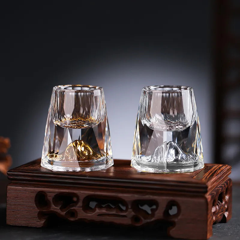 BowLift | Luxury Crystal Glasses with Gold Flakes – Handmade – Set of 2 – For Whisky & Premium Beverages