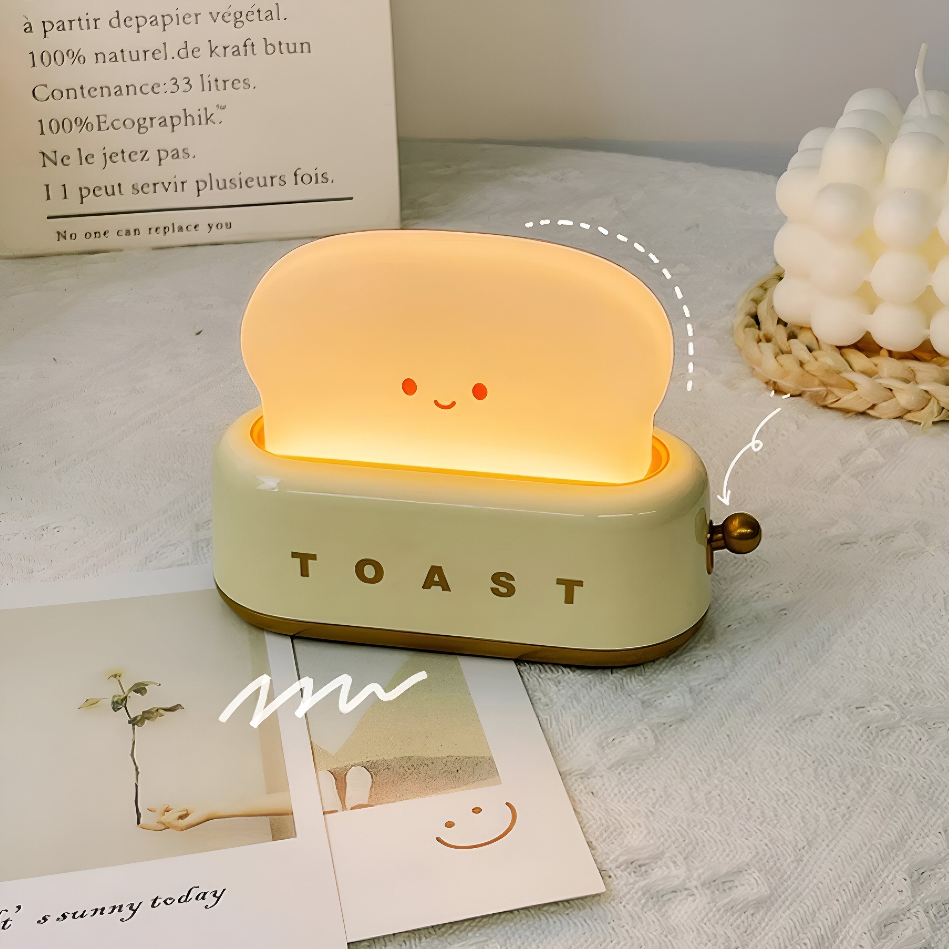 BowLift | TinyToast Table Lamp – Portable Toaster-Shaped Night Light with Dimmable LED & USB Port