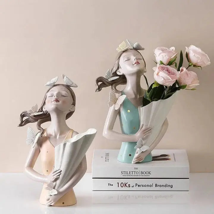BowLift | Ceramic vase Butterfly girl – Elegant & modern flower vase