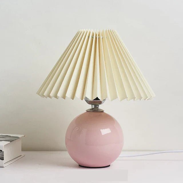 BowLift | Elegant Vintage Table Lamp with Foldable Lampshade