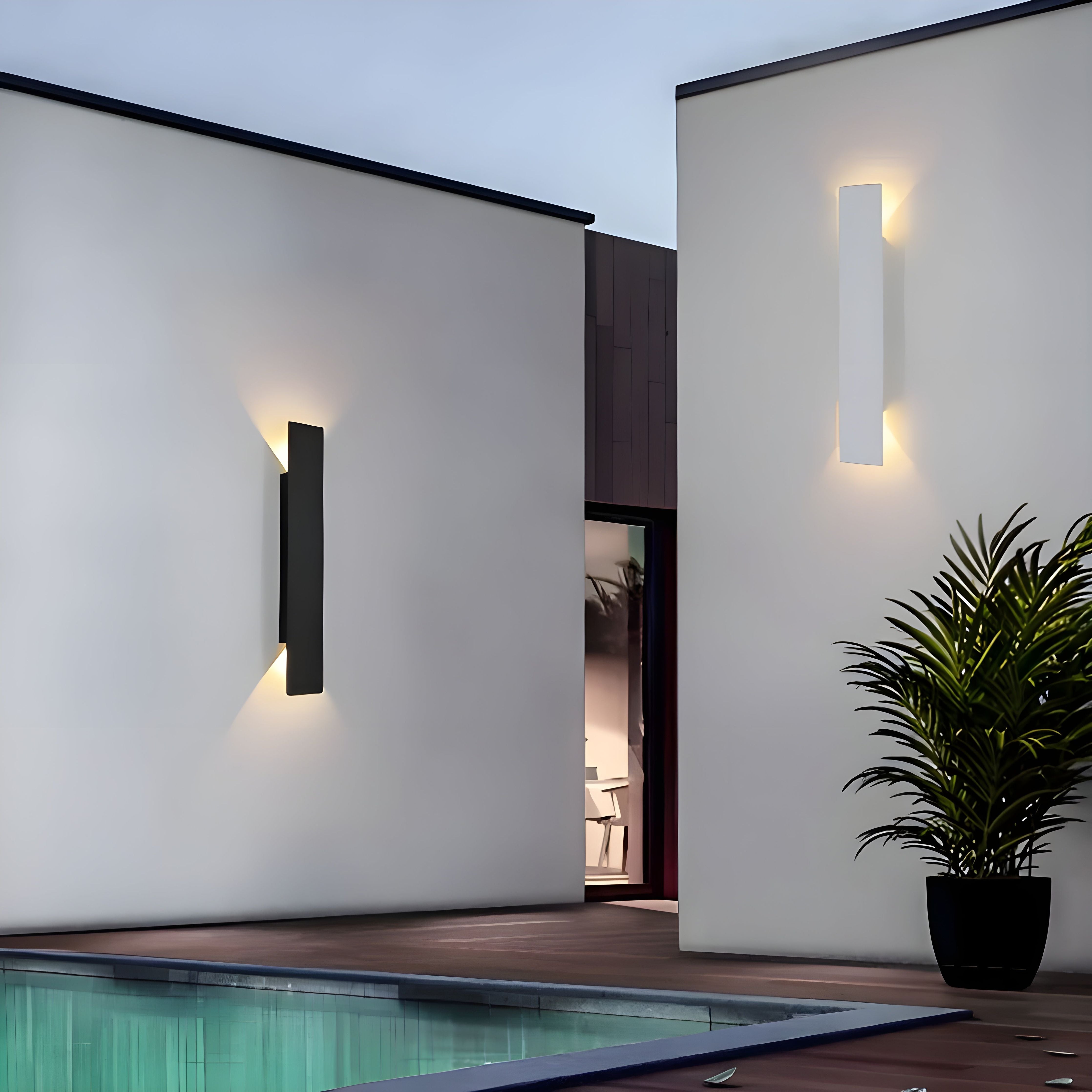 BowLift | Light - Modern weatherproof LED wall lamp made of aluminum for outdoor use