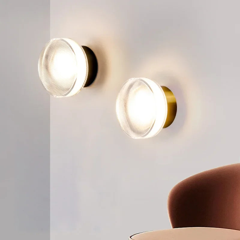 BowLift | Modern round wall lamp