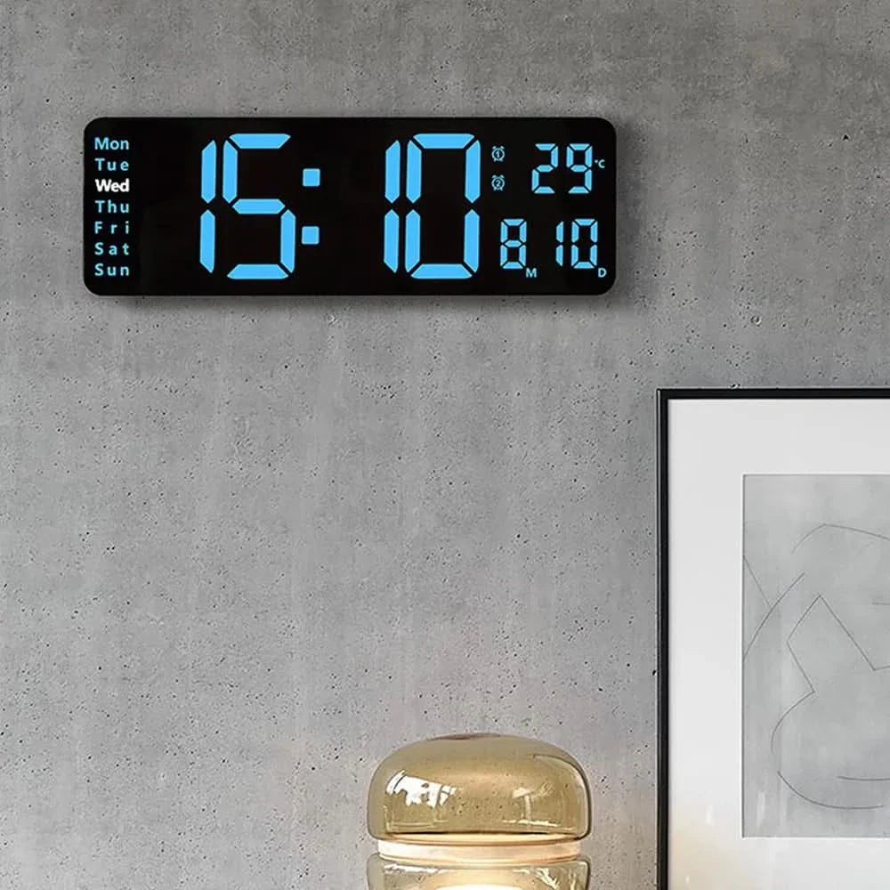 BowLift | ARIS - Digital watch with night light Features