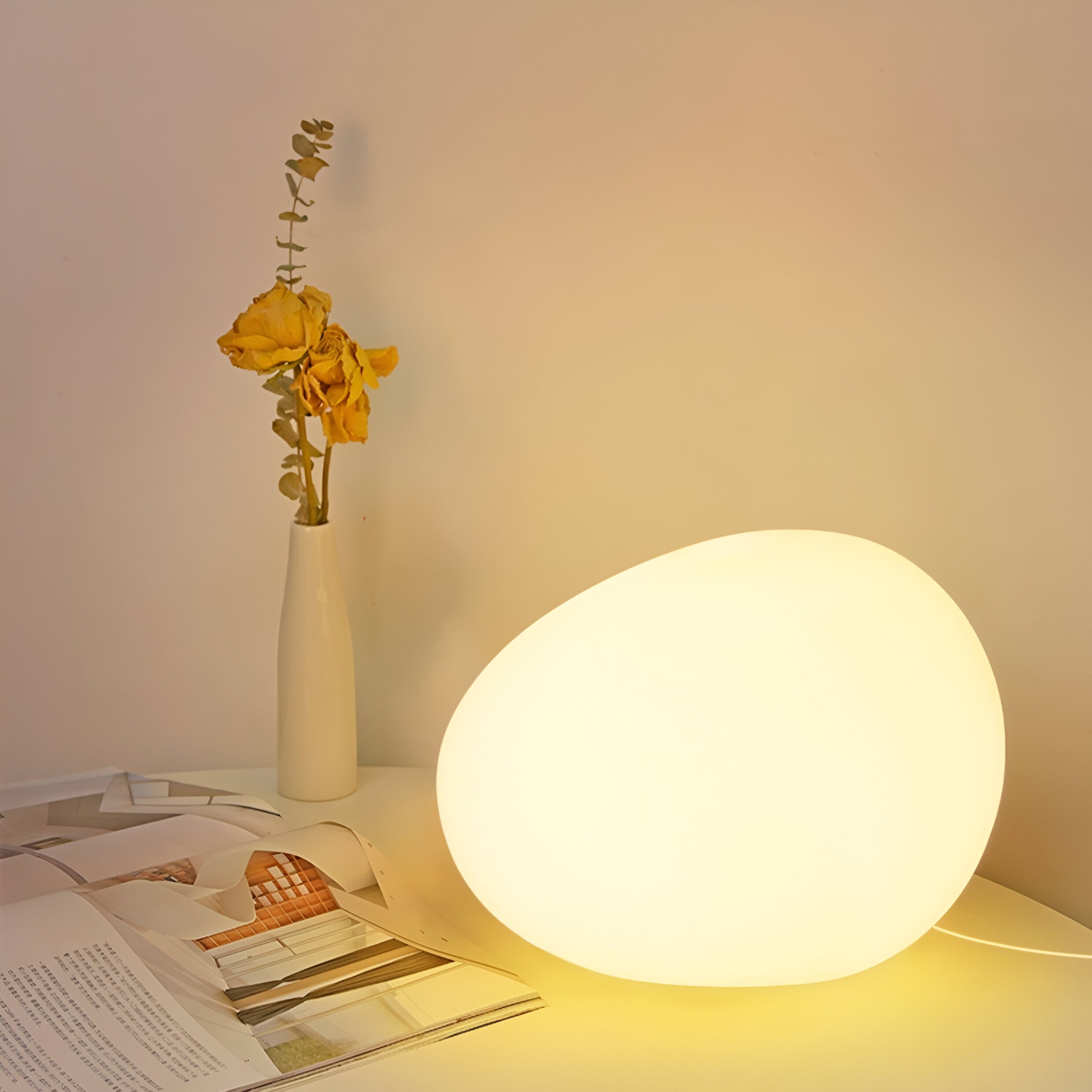 BowLift | Round Metal Table Lamp in Scandinavian Design