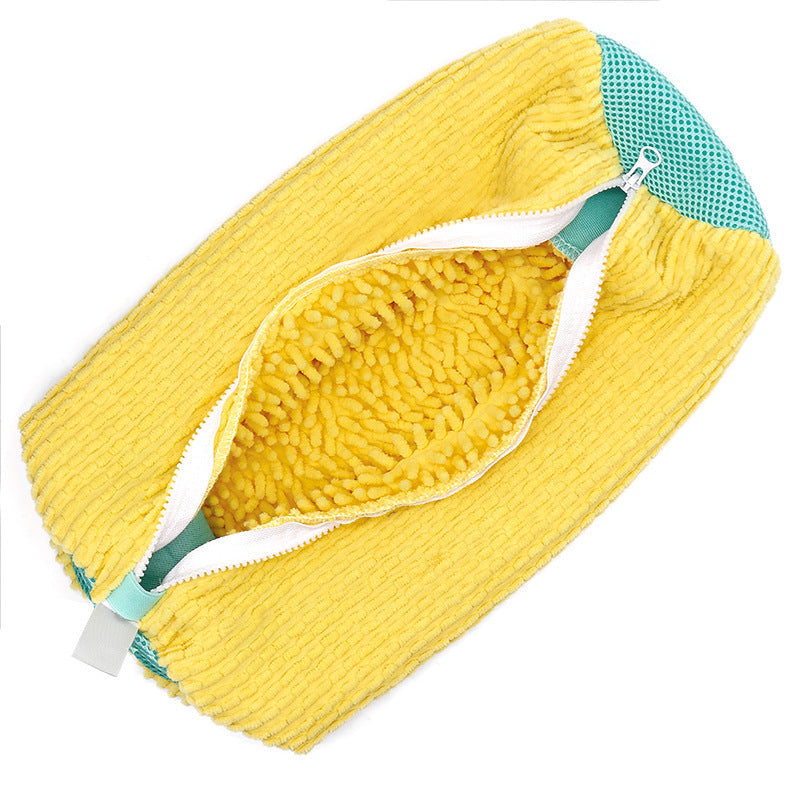BowLift | Practical Shoe Wash Bag