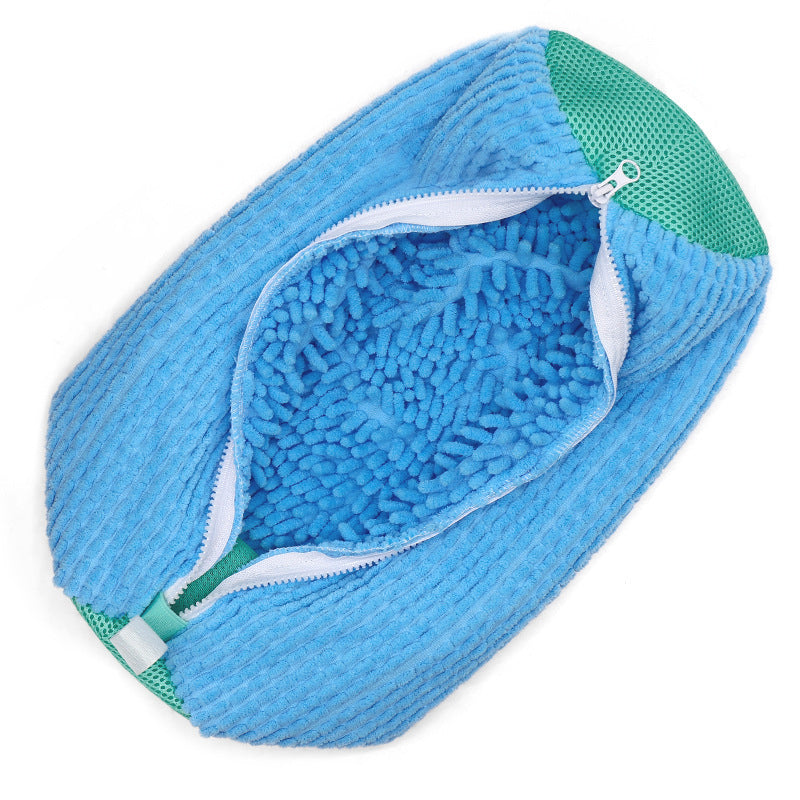 BowLift | Practical Shoe Wash Bag