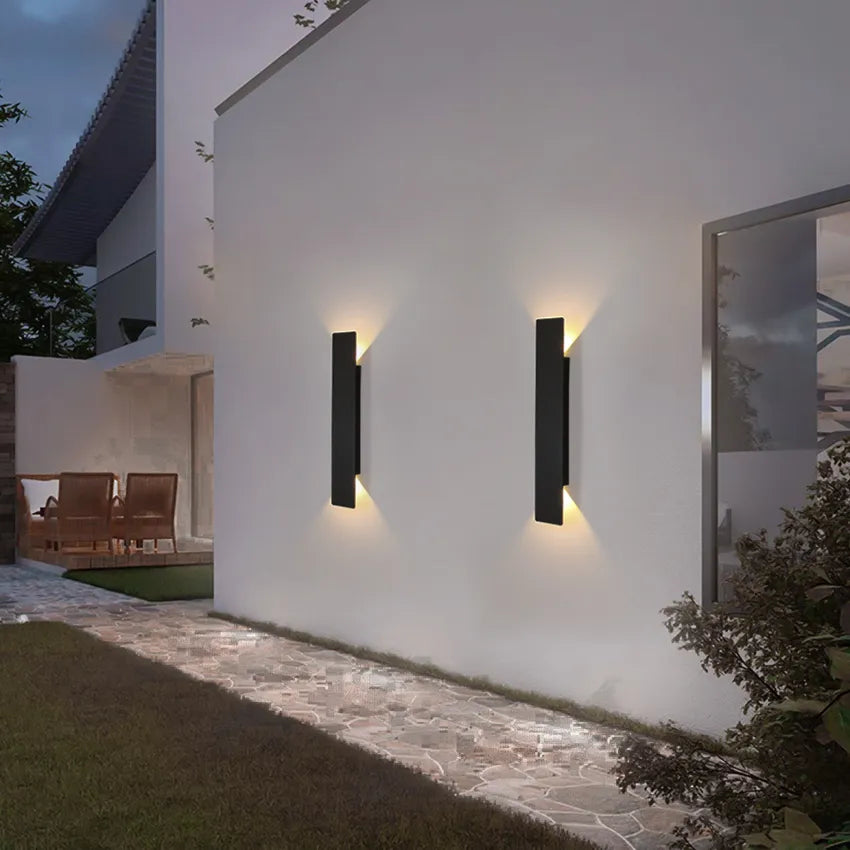 BowLift | Weatherproof Aluminum Wall Light for Outdoor with LED Light - IP65, Easy Installation and Durable Design
