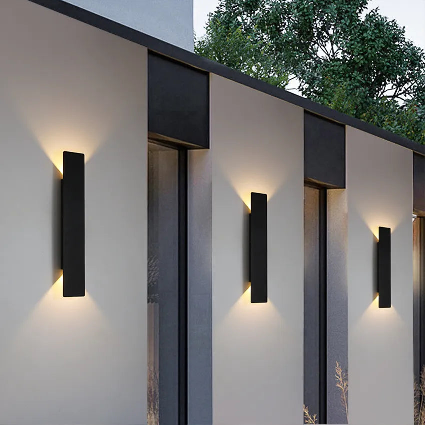 BowLift | Weatherproof Aluminum Wall Light for Outdoor with LED Light - IP65, Easy Installation and Durable Design