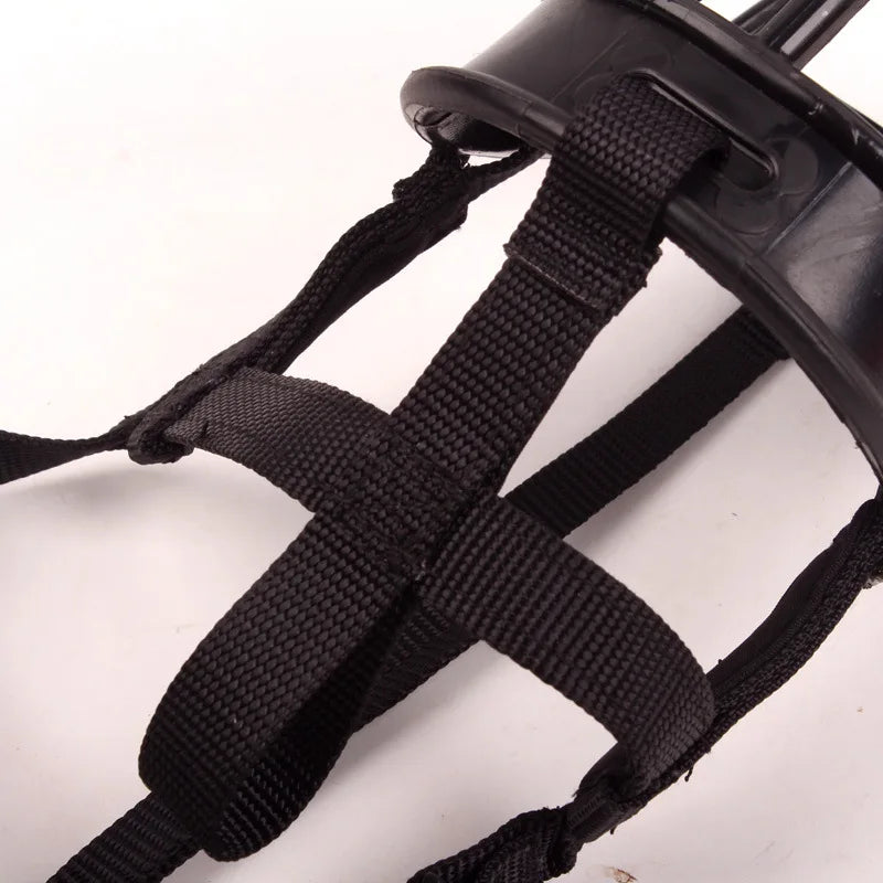 BowLift | Adjustable dog muzzle made of soft & flexible silicone