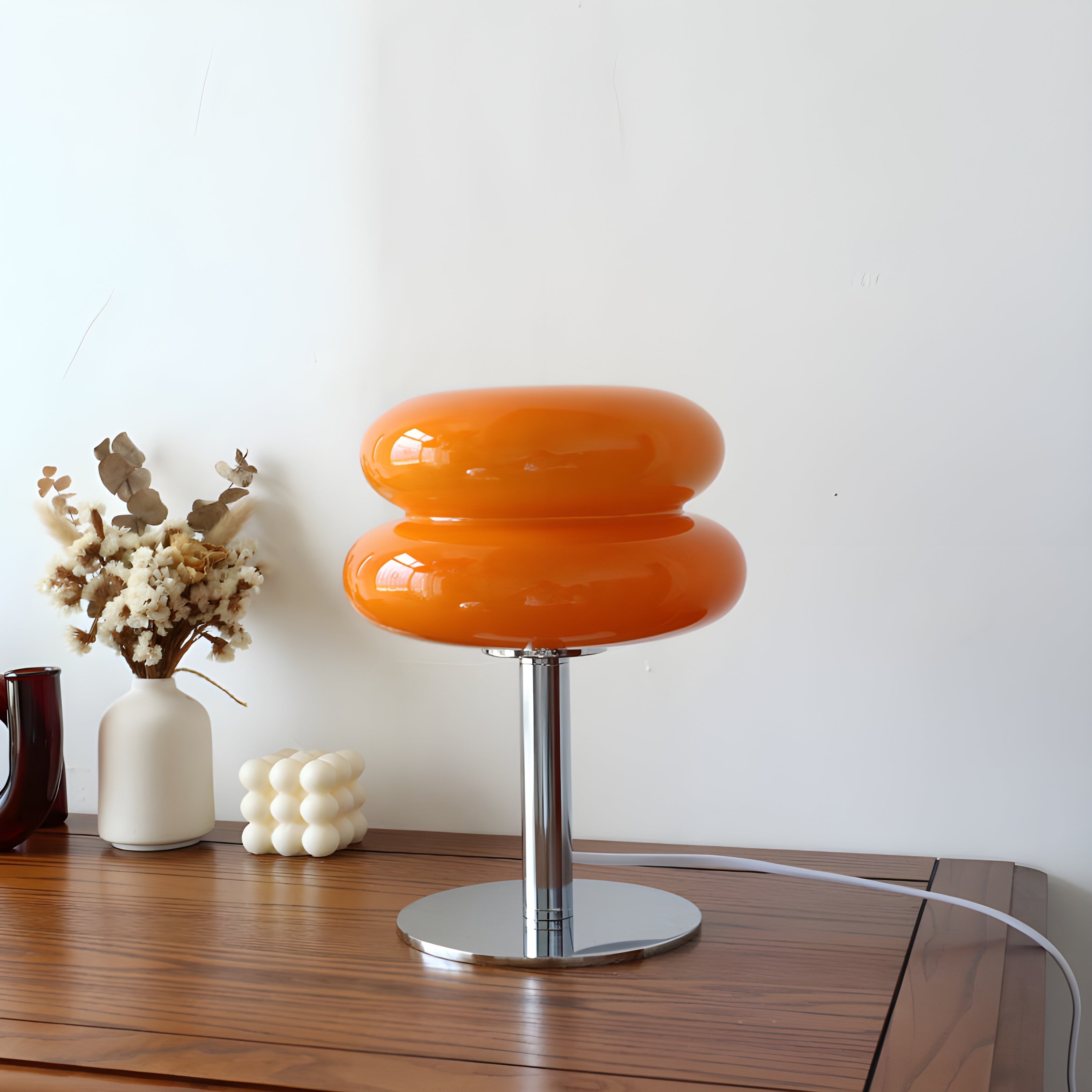 BowLift | Italian Designer Glass Egg Tarts LED Table Lamp