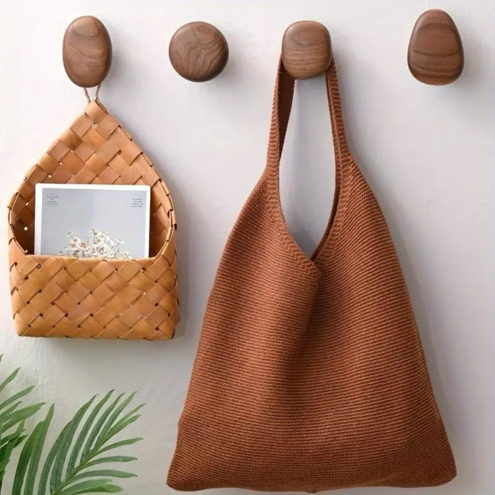 BowLift | Pebble Shape Wood Clothes Hook