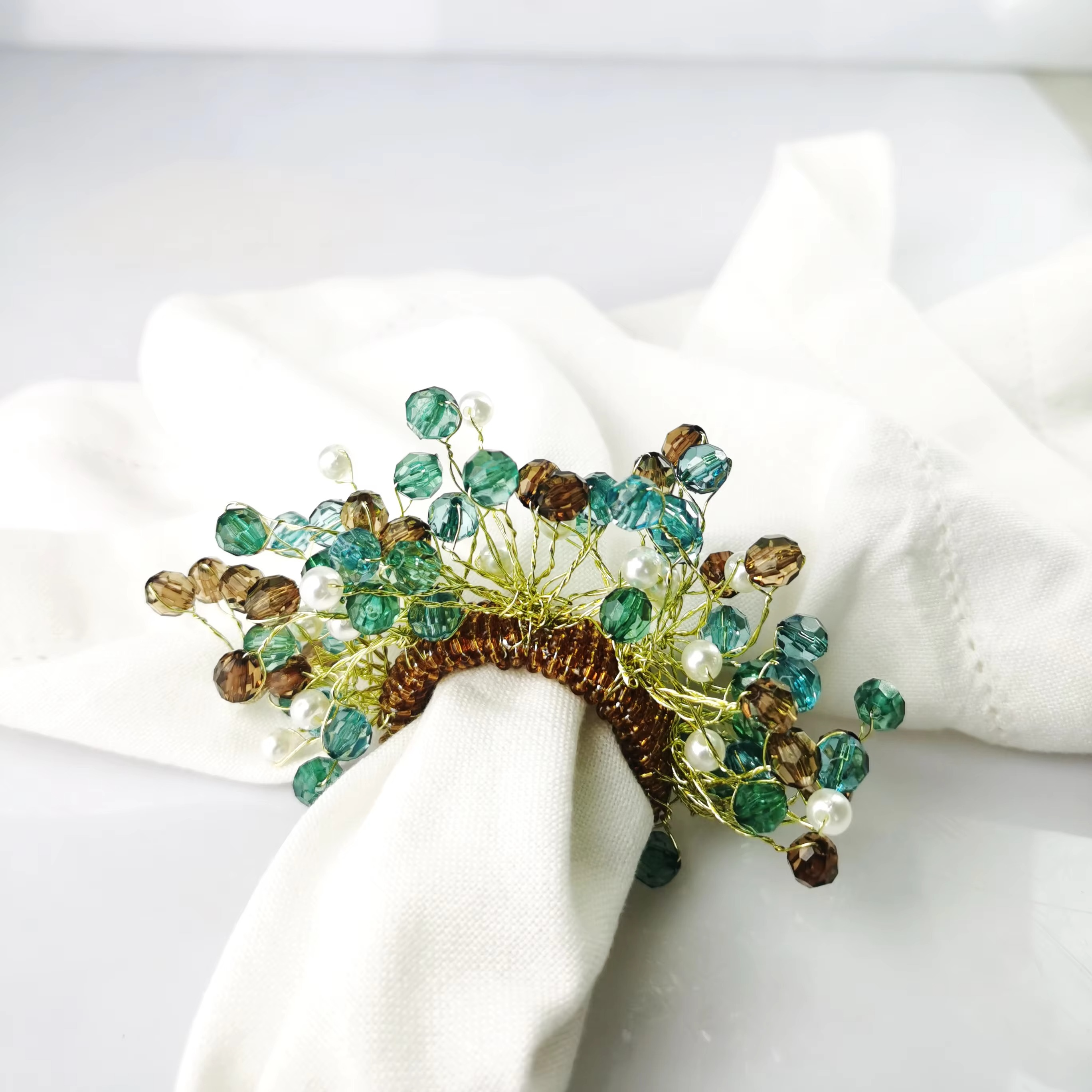 BowLift | Colorful Acrylic Bead Napkin Ring Set of 4