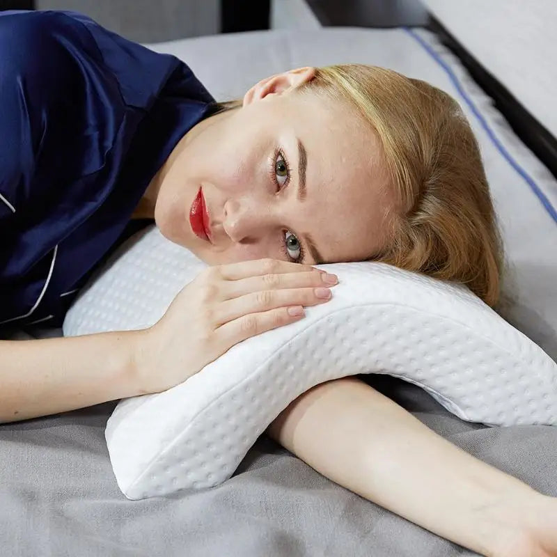 BowLift | Curved Orthopedic Memory Foam Pillow