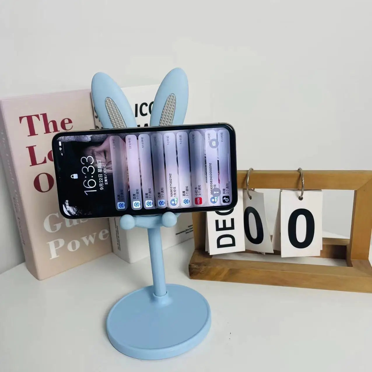 BowLift | BunnyDock Phone Holder | Height Adjustable & Tiltable | Soft-Touch Design | For Phone & Tablet