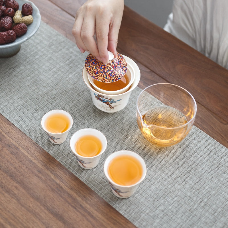 BowLift | Magical Winter Ceramic Tea Cup Set