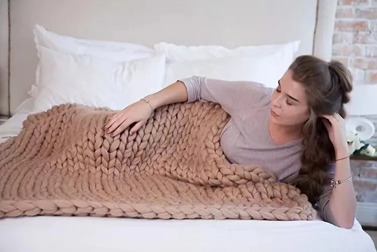 BowLift | Chunky Knit Blanket – Cozy Wool Blanket for Every Room – Soft & Warm – Perfect for Sofa and Bed