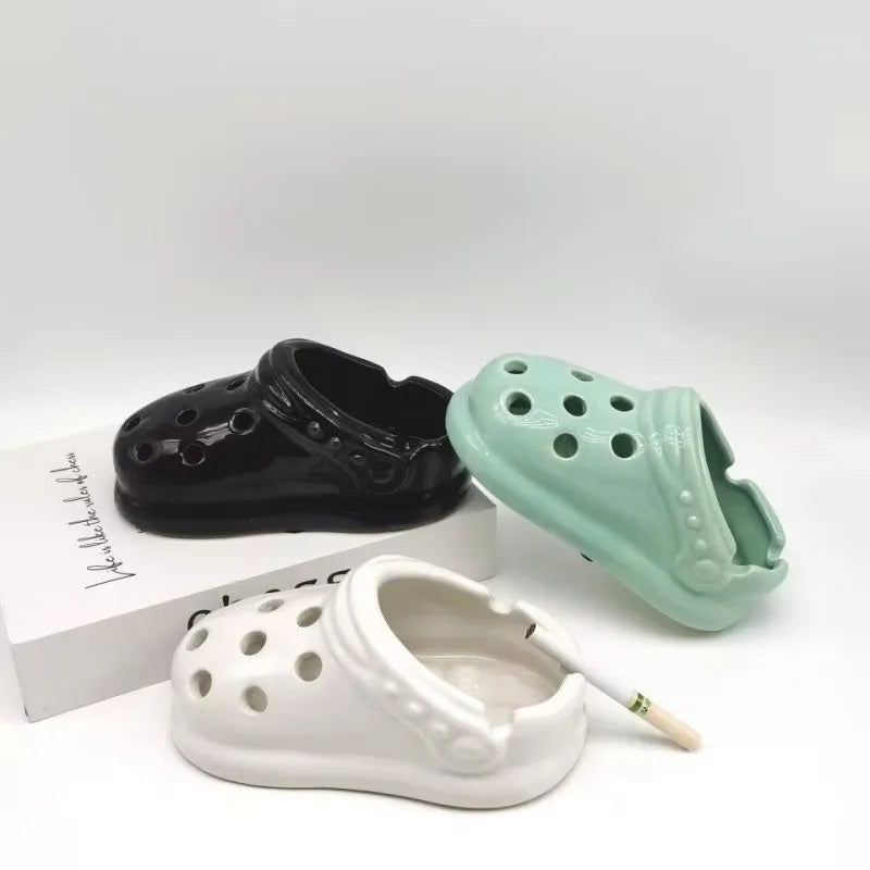 BowLift | Sandal Art Ceramic Ashtray