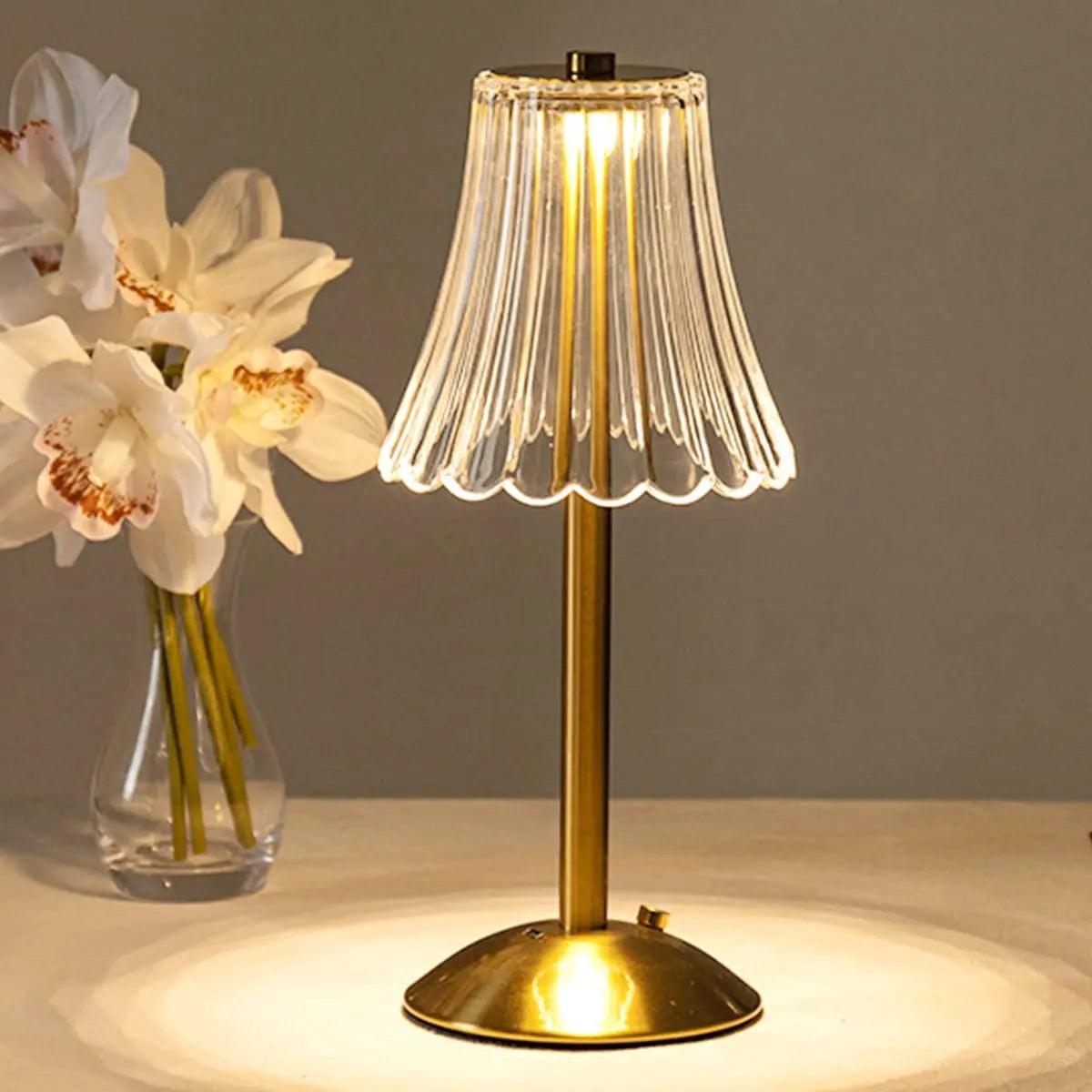 BowLift | CrystalLuxe - Vintage Table Lamp with Elegant Shine
