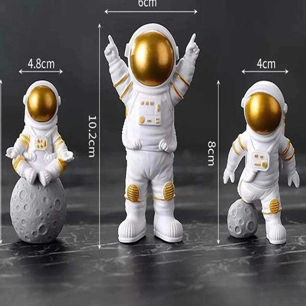 BowLift | Resin Astronaut Figure Statue Space Traveler Sculpture Educational Toy Desk Decoration Astronaut Model For Children Gift
