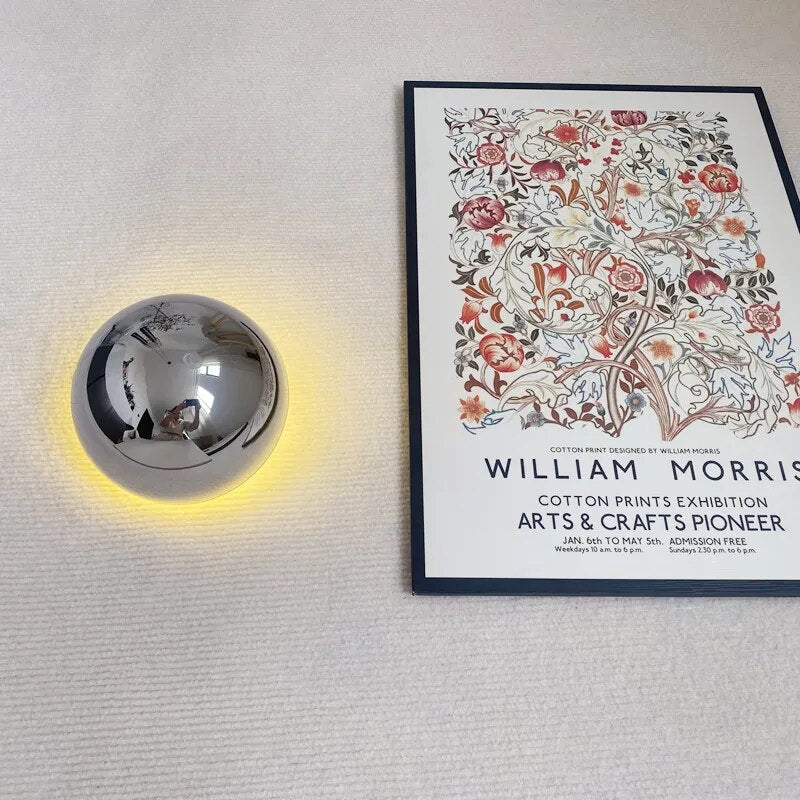 BowLift | AuroraLume – Nordic Wall Lamp in Aluminium and Acrylic