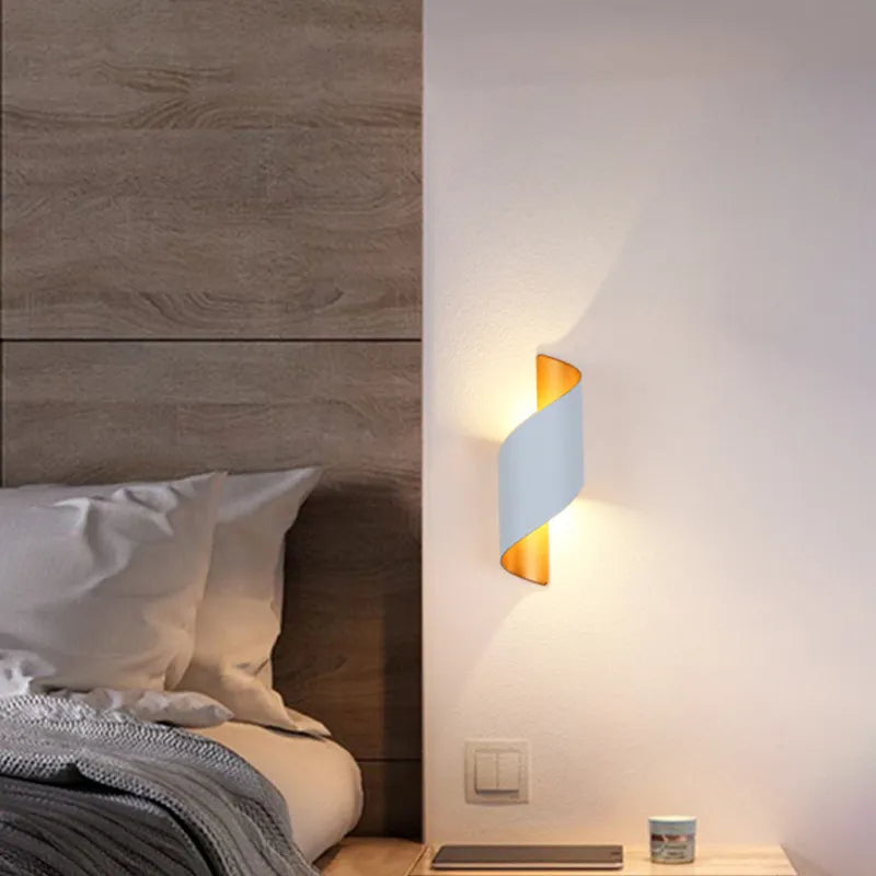 BowLift | IronEdge – Modern Wall Light Crafted from Iron and Acrylic