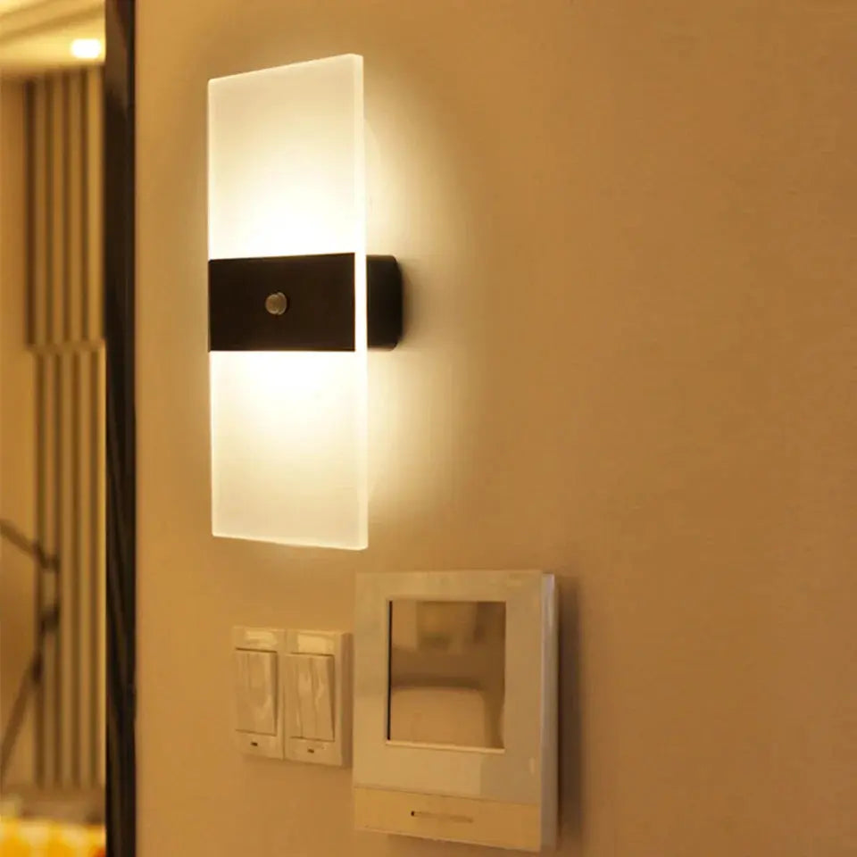 BowLift | Éclatante - Touch Panel Wall Light USB rechargeable