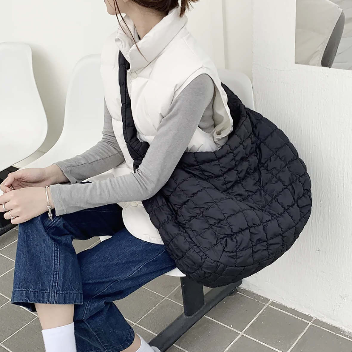 BowLift | Cross Quilt X-Large Shoulder Bag