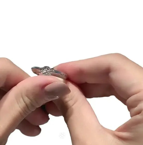 BowLift | StellarRing™ Astro-Inspired Brilliance