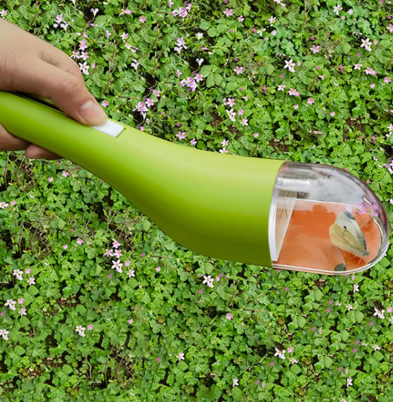 BowLift | BugWhisper – Catch insects gently & safely!