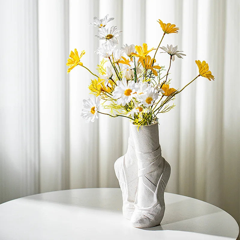 BowLift | Artistic Ballerina Ceramic Vase