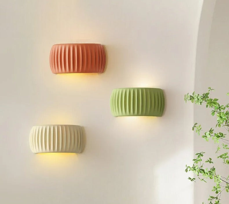 BowLift | ResinGlow - Artistic Resin Wall Sconce