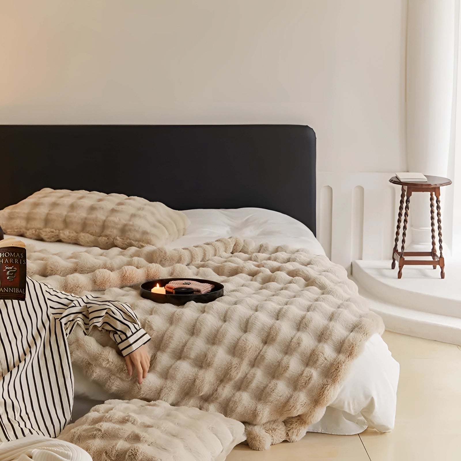 BowLift | Faux Fur Chunky Knit Duvet Cover Throw