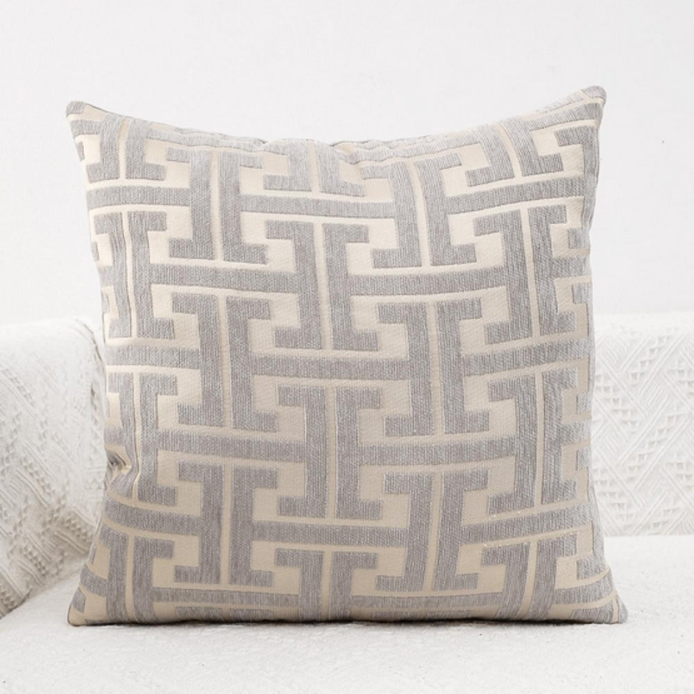 BowLift | Timeless Maze Pattern Cushion Cover